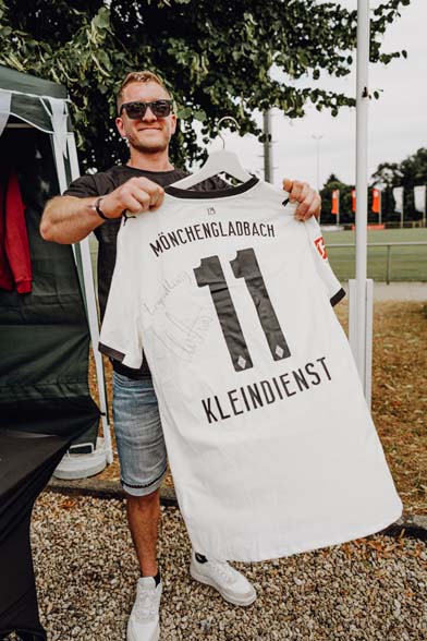 Legend Larry Festival