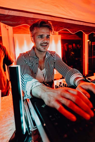 Legend Larry Festival